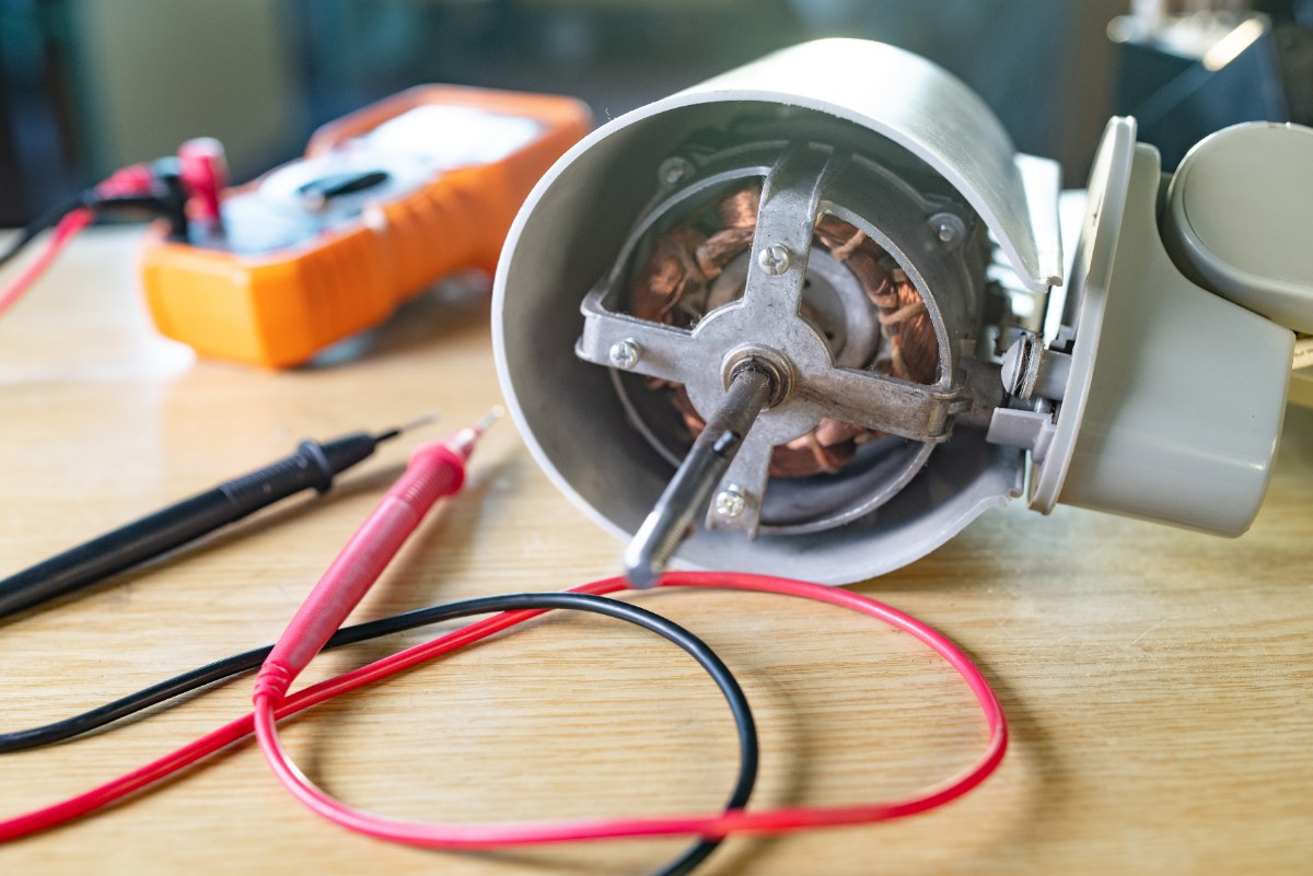 Branchement moteur 220V monophasé 3 fils mode d'emploi — free download