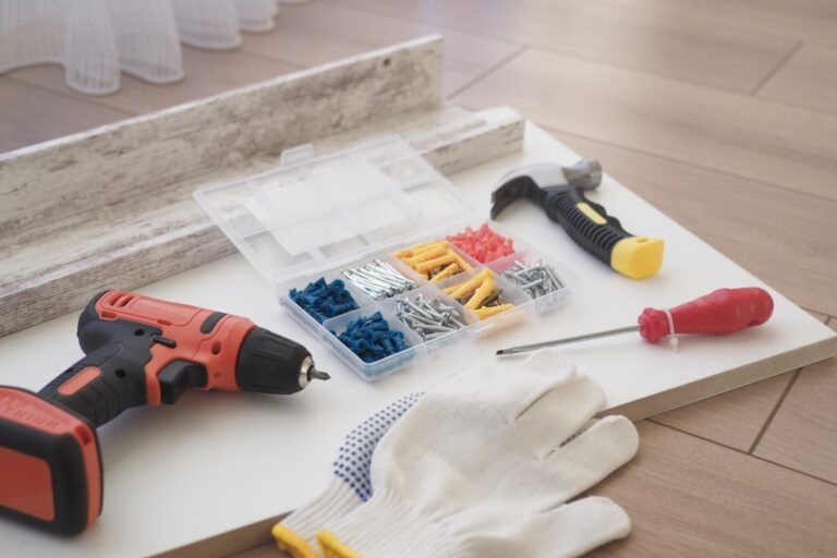 Des kits d'assemblage pour un plan de travail Ikea