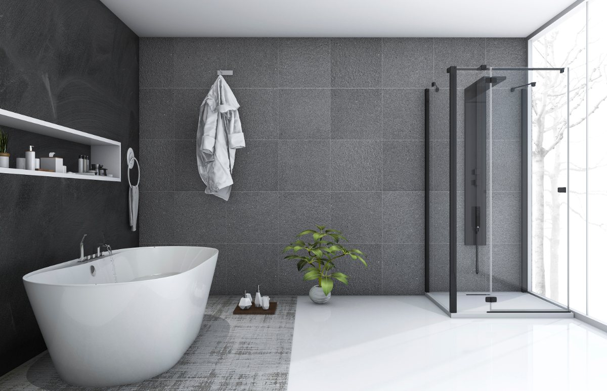 Une salle de bain spacieuse avec un baignoire installé
